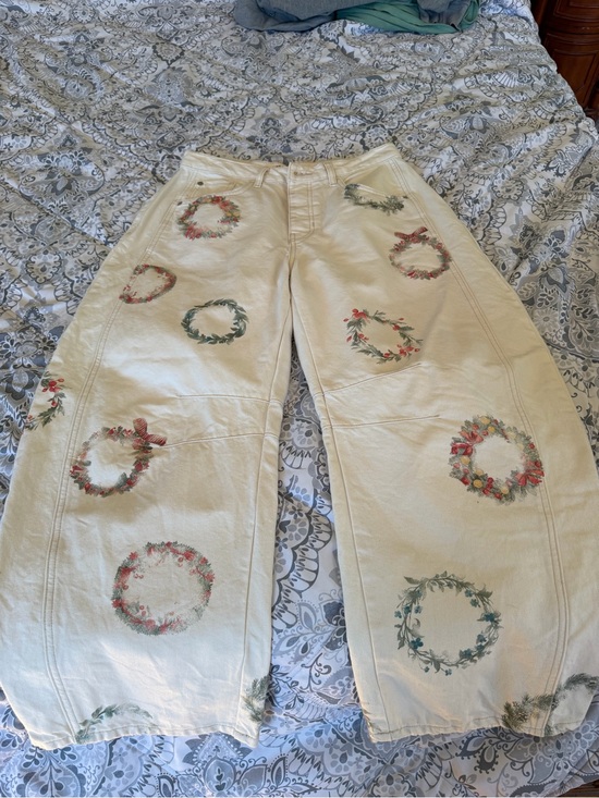 Free People Denim - Free People Cream Wide-Leg Jeans with Floral Wreath Embroidery